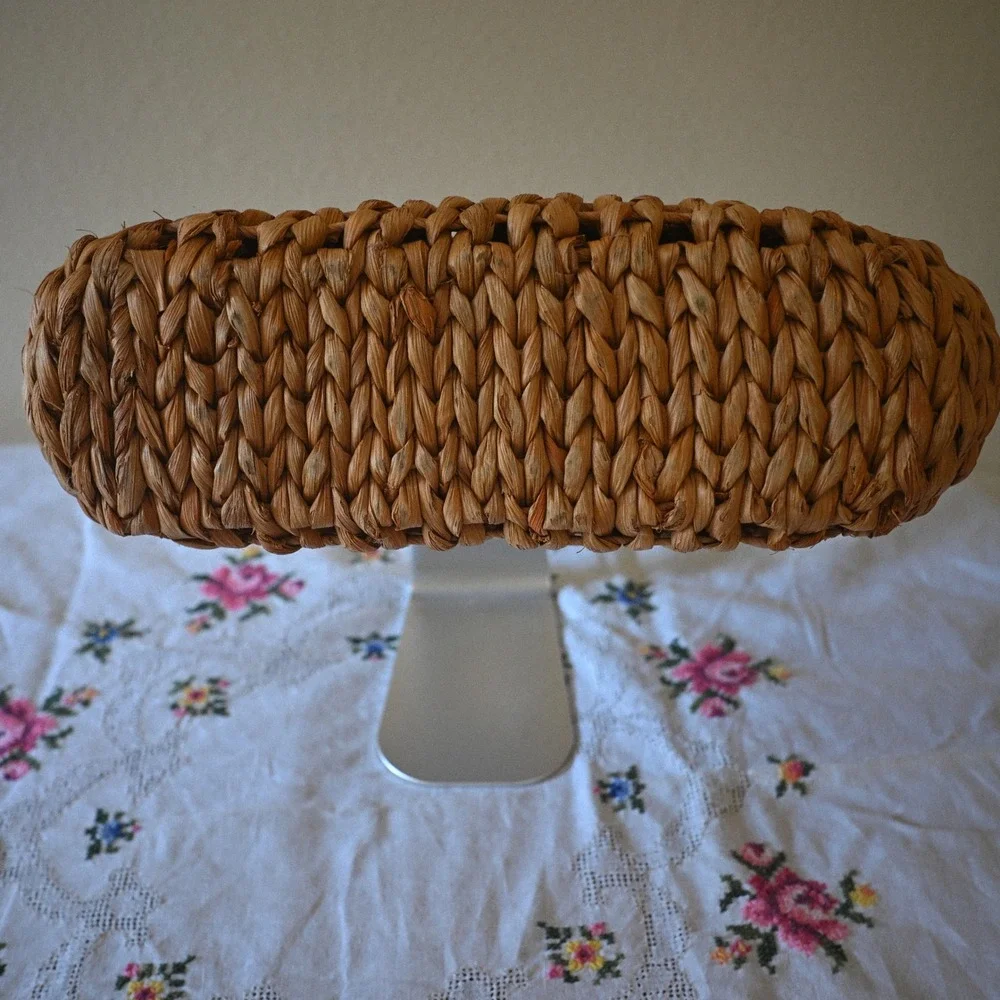 Natural Straw Woven Handbag Bamboo Look Handles Brown Lining Zipper